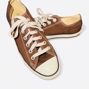 Converse Chuck Taylor All Star Low Top Sneakers, Chocolate, Size 7